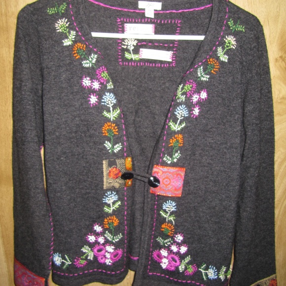 Sweater - Picture 3 of 4